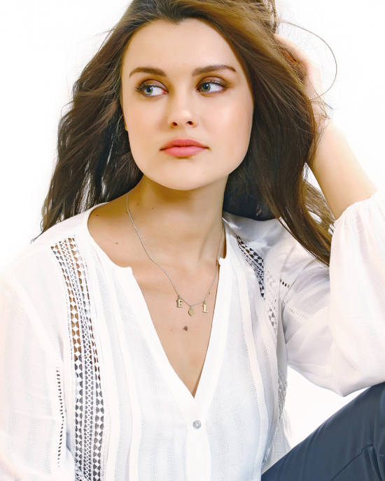 Minik İki Harfli Kalpli Kolye